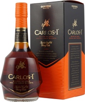 Carlos+Brandy+No.+1 - Carlos Brandy about 8 years old with 700 ml. This is a Gran Reserva Brandy, sweet but without any smell. Round about 8 years old and matured in a oak barrel.