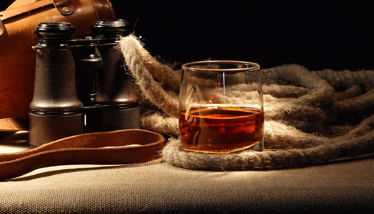 15 gute Rumsorten zum pur Trinken unter 30 Euro